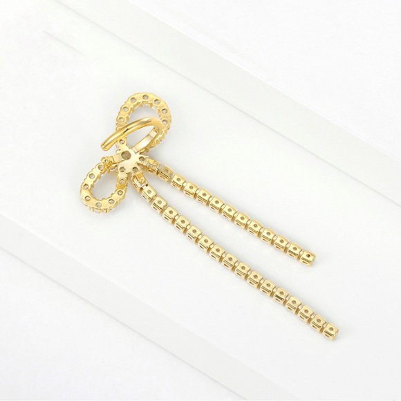 Ribbon Bow Ear Cuff 14k Gold Plated CZ Stone Luxury Jewelry - Picture 5 of 9